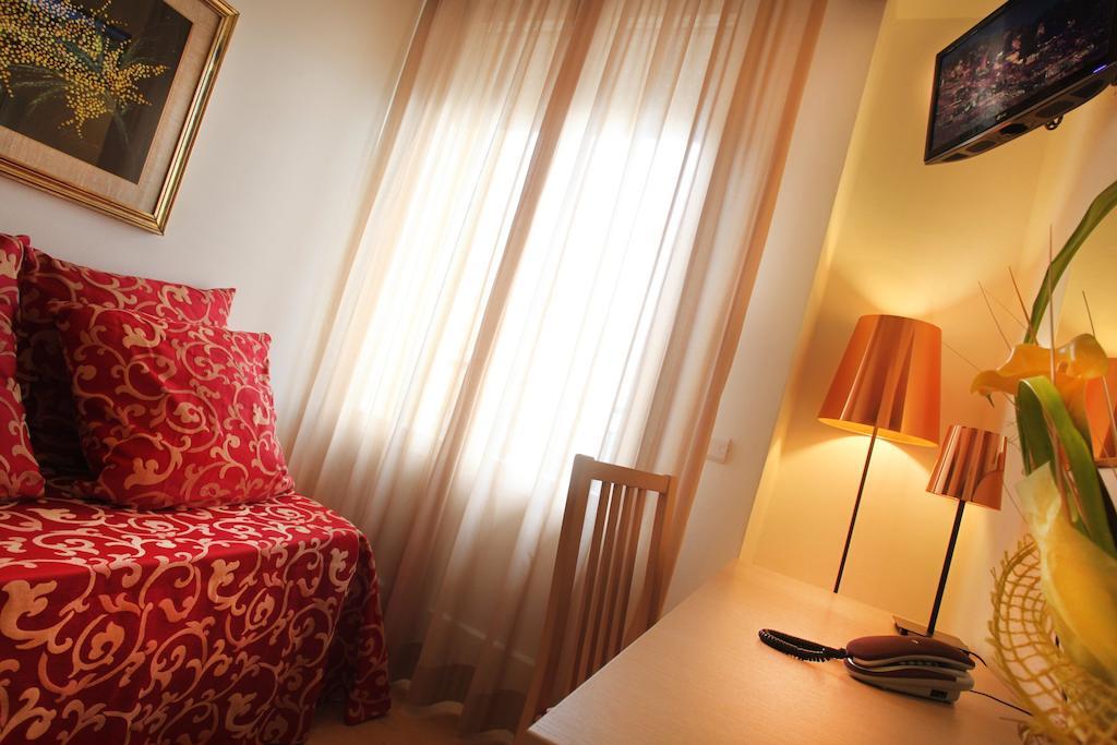Hotel Mimosa Bellaria-Igea Marina Zewnętrze zdjęcie