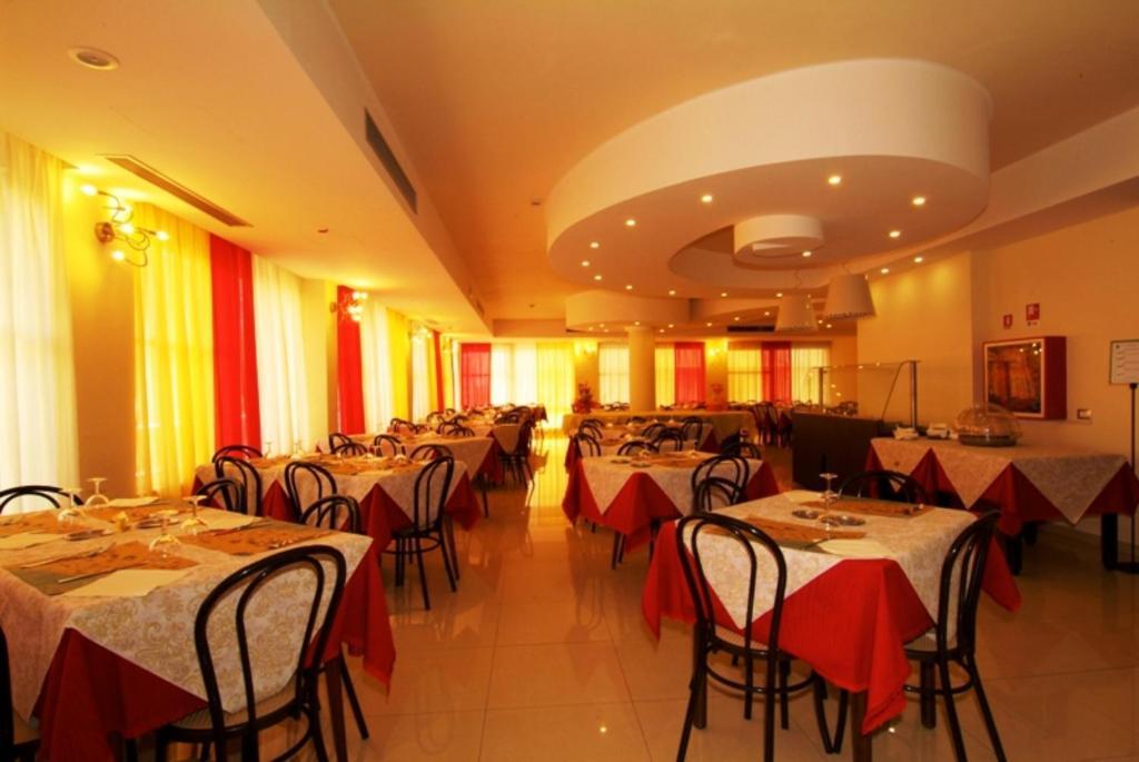 Hotel Mimosa Bellaria-Igea Marina Zewnętrze zdjęcie